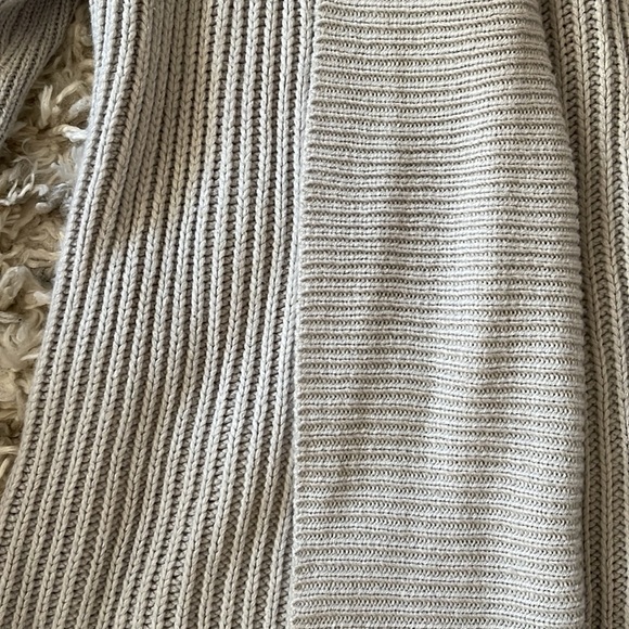 Forever 21 open front gray cardigan - Picture 3 of 3